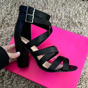 Shoedazzle heels
